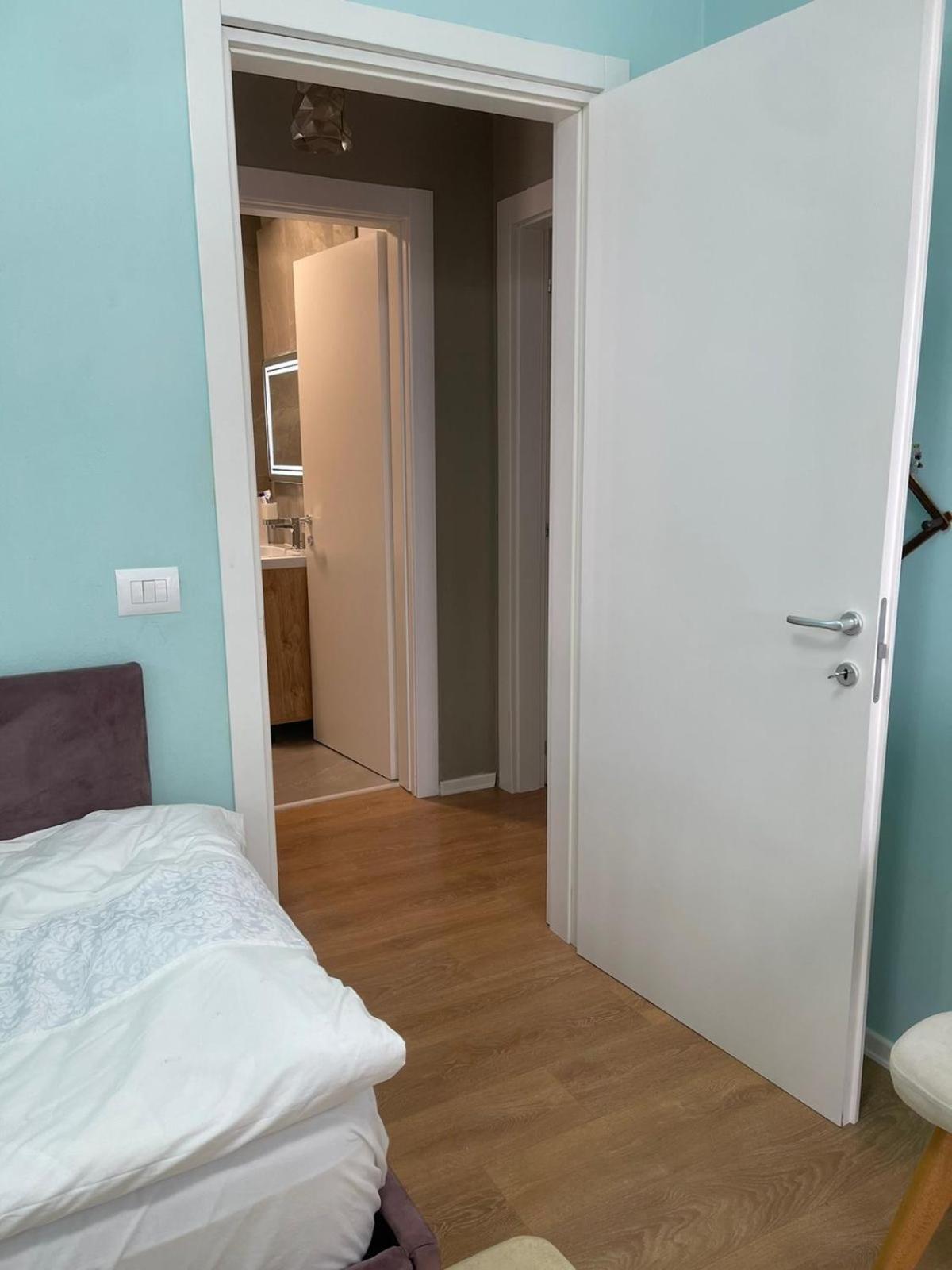 Garden Building Luxury Apartment Tirana Eksteriør billede